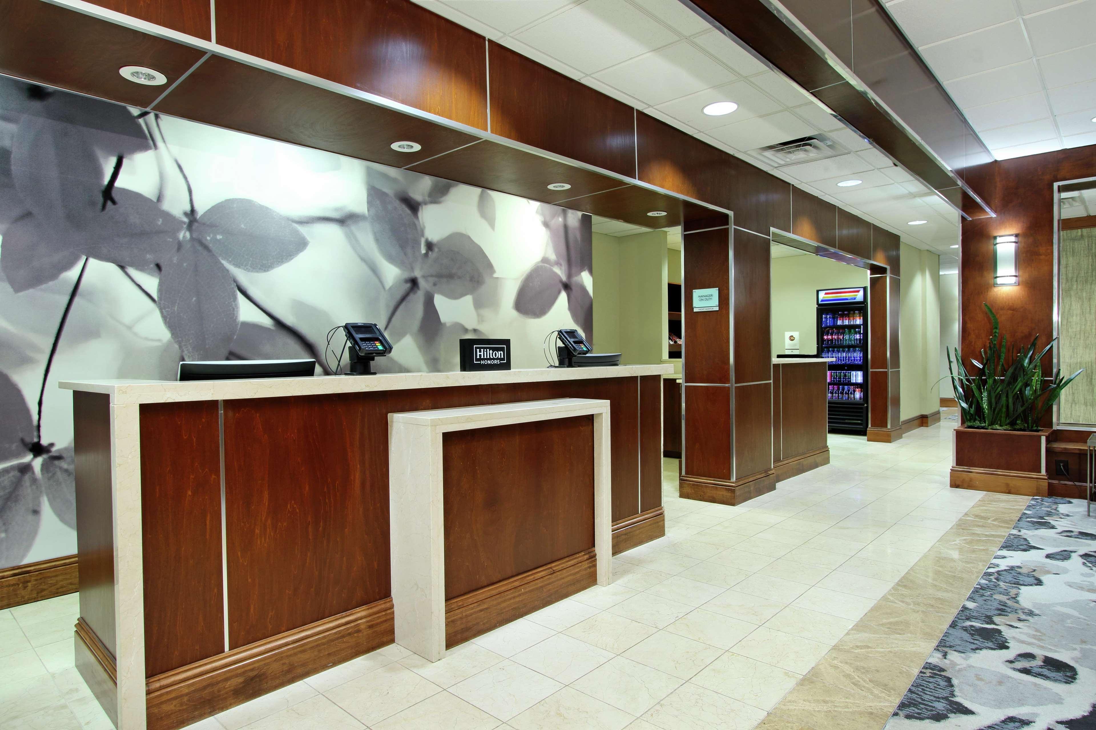 Hotel Doubletree By Hilton Newark Exteriér fotografie