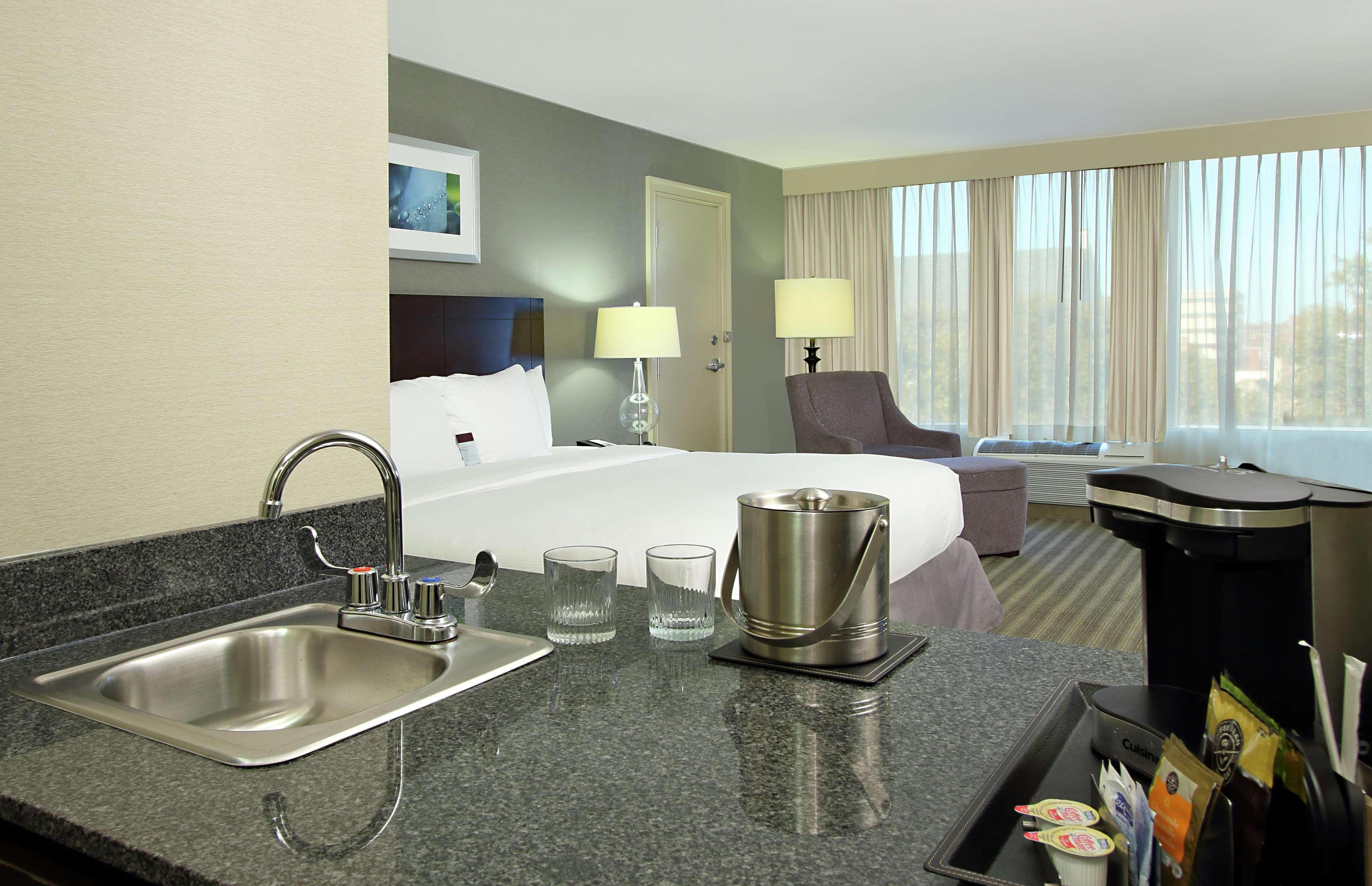 Hotel Doubletree By Hilton Newark Exteriér fotografie