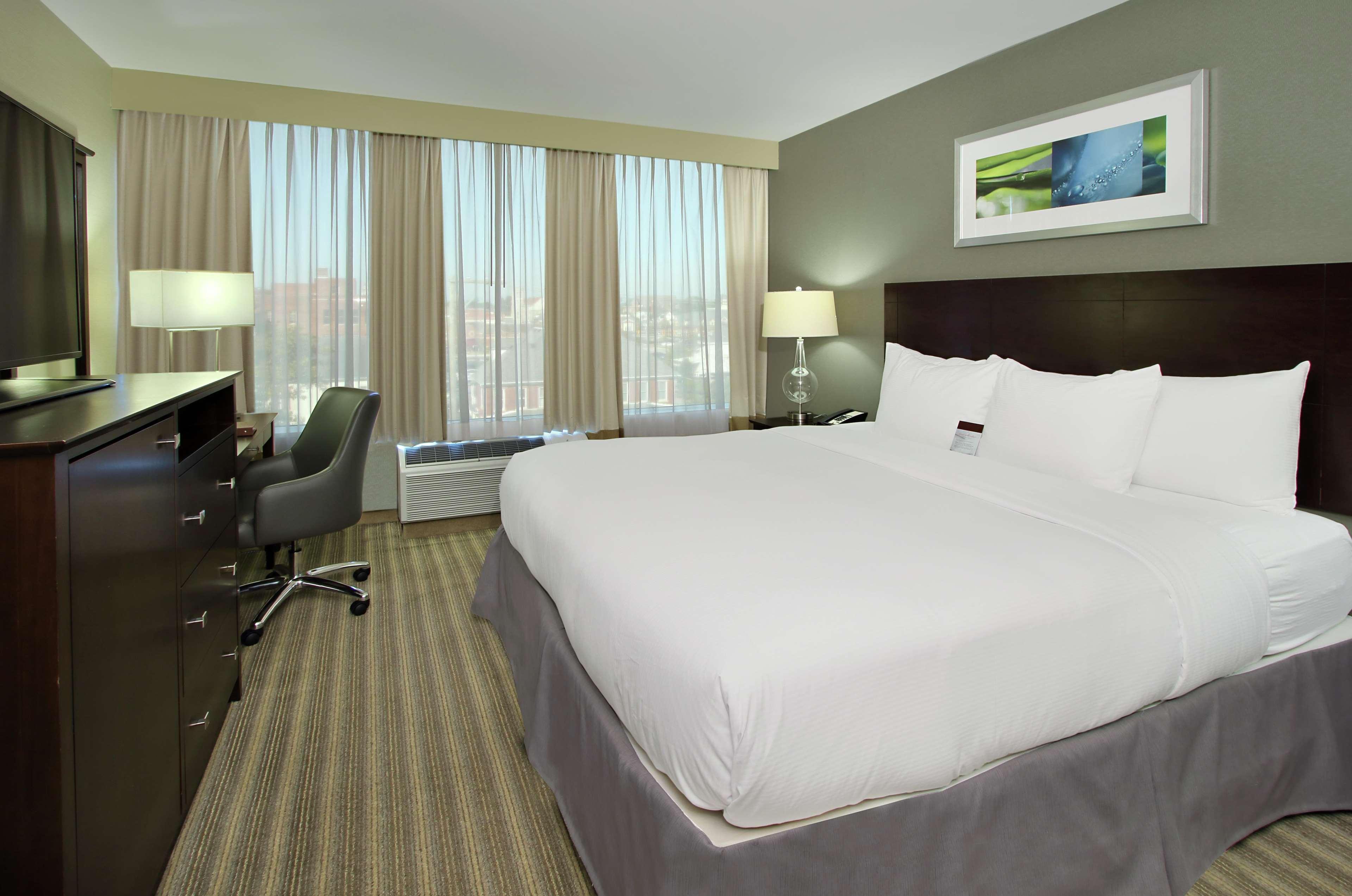 Hotel Doubletree By Hilton Newark Exteriér fotografie