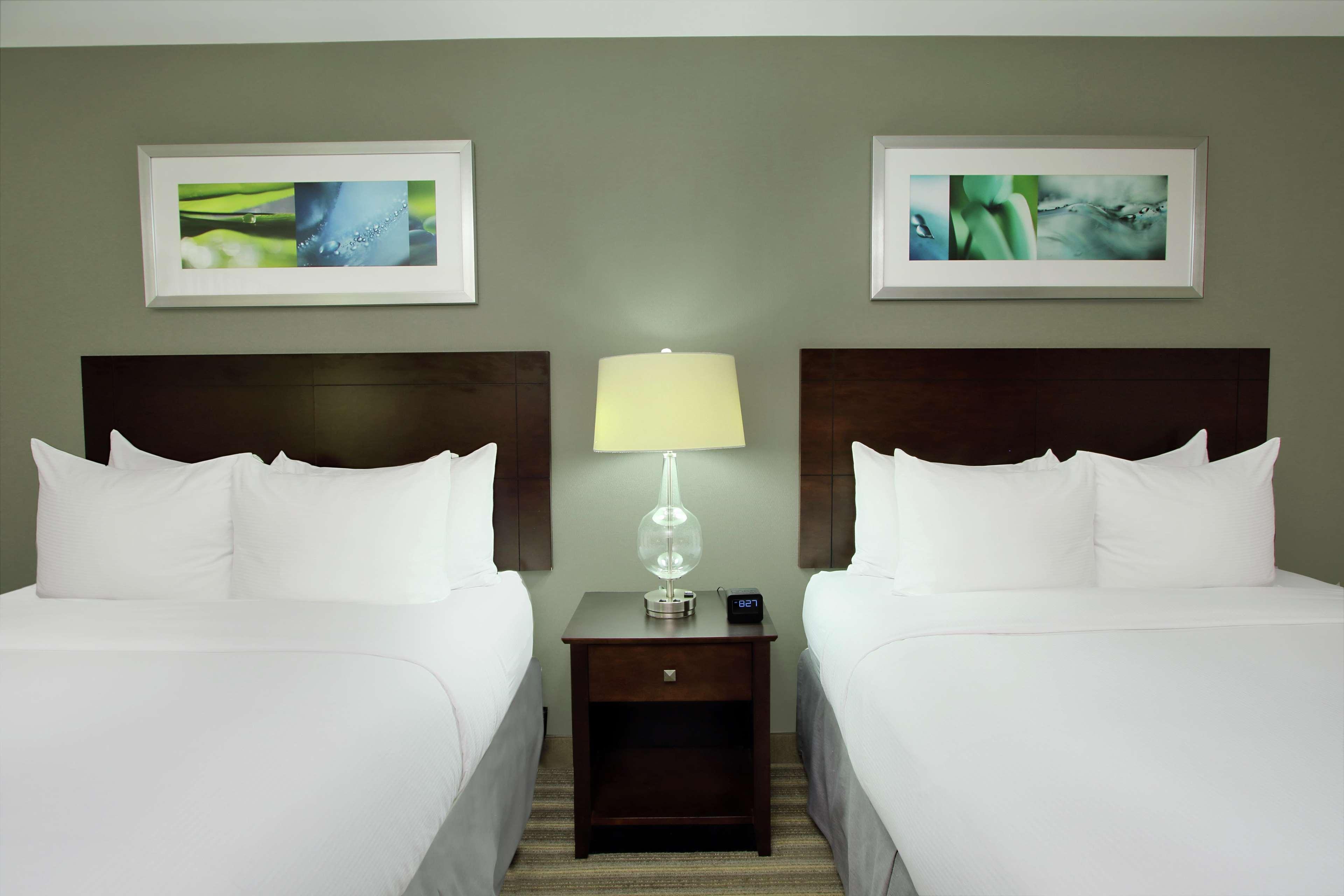 Hotel Doubletree By Hilton Newark Exteriér fotografie