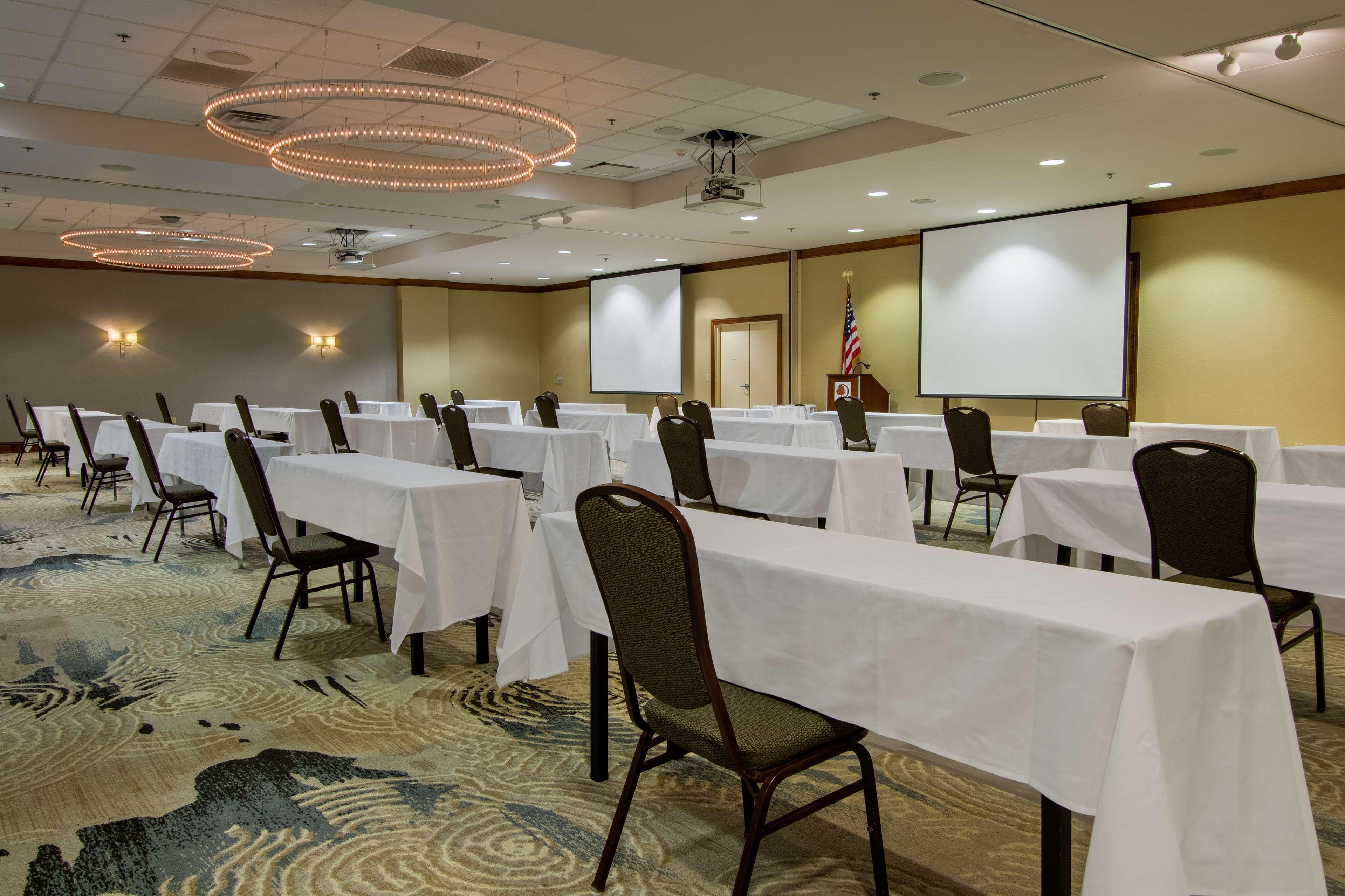 Hotel Doubletree By Hilton Newark Exteriér fotografie