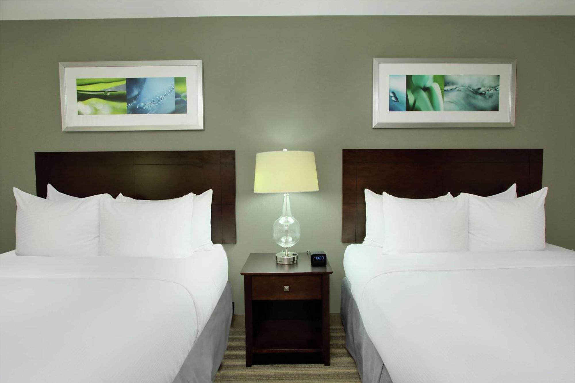 Hotel Doubletree By Hilton Newark Exteriér fotografie